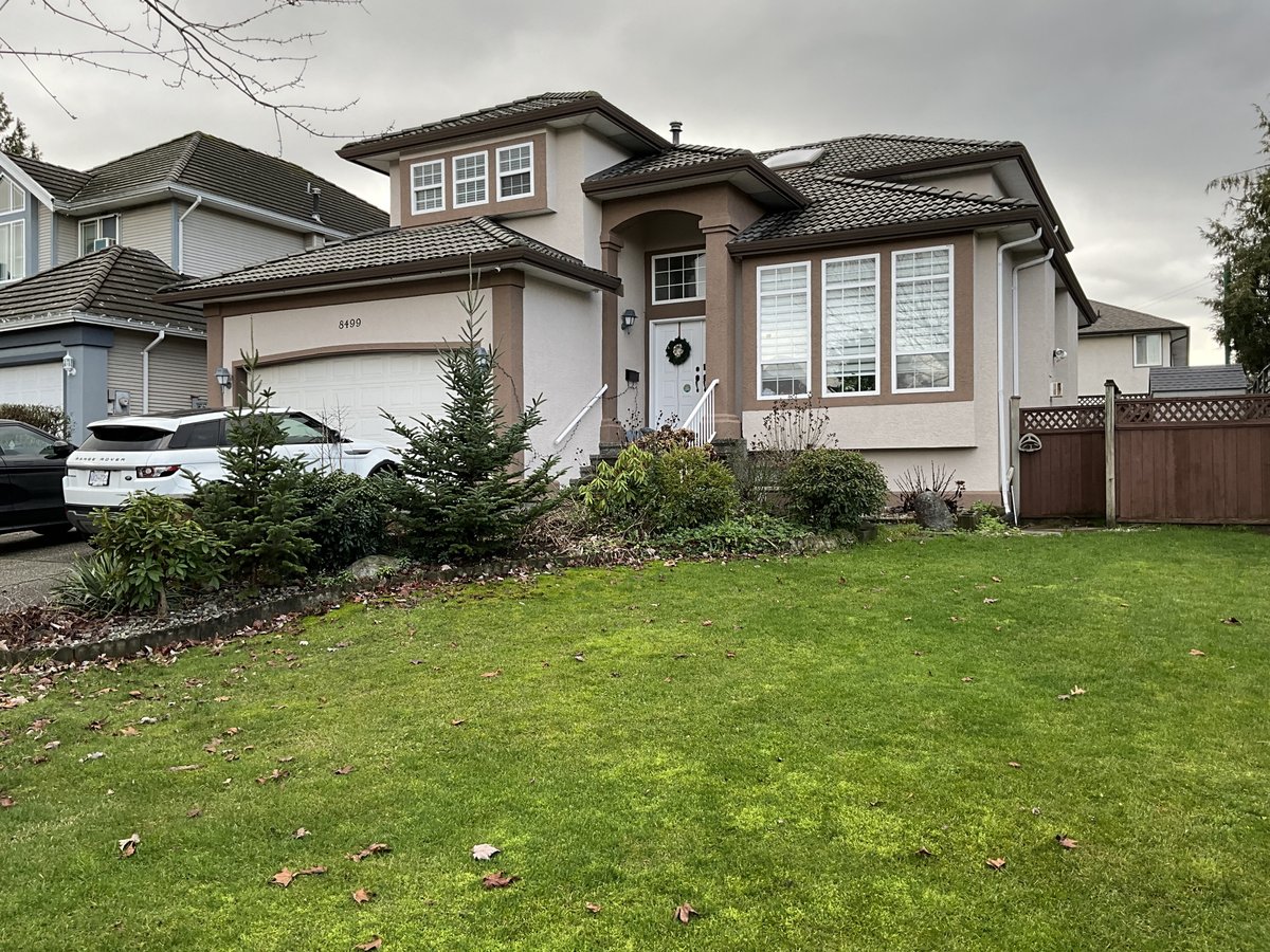 Surrey 3 Bedroom Apartments Condos and Houses for Rent