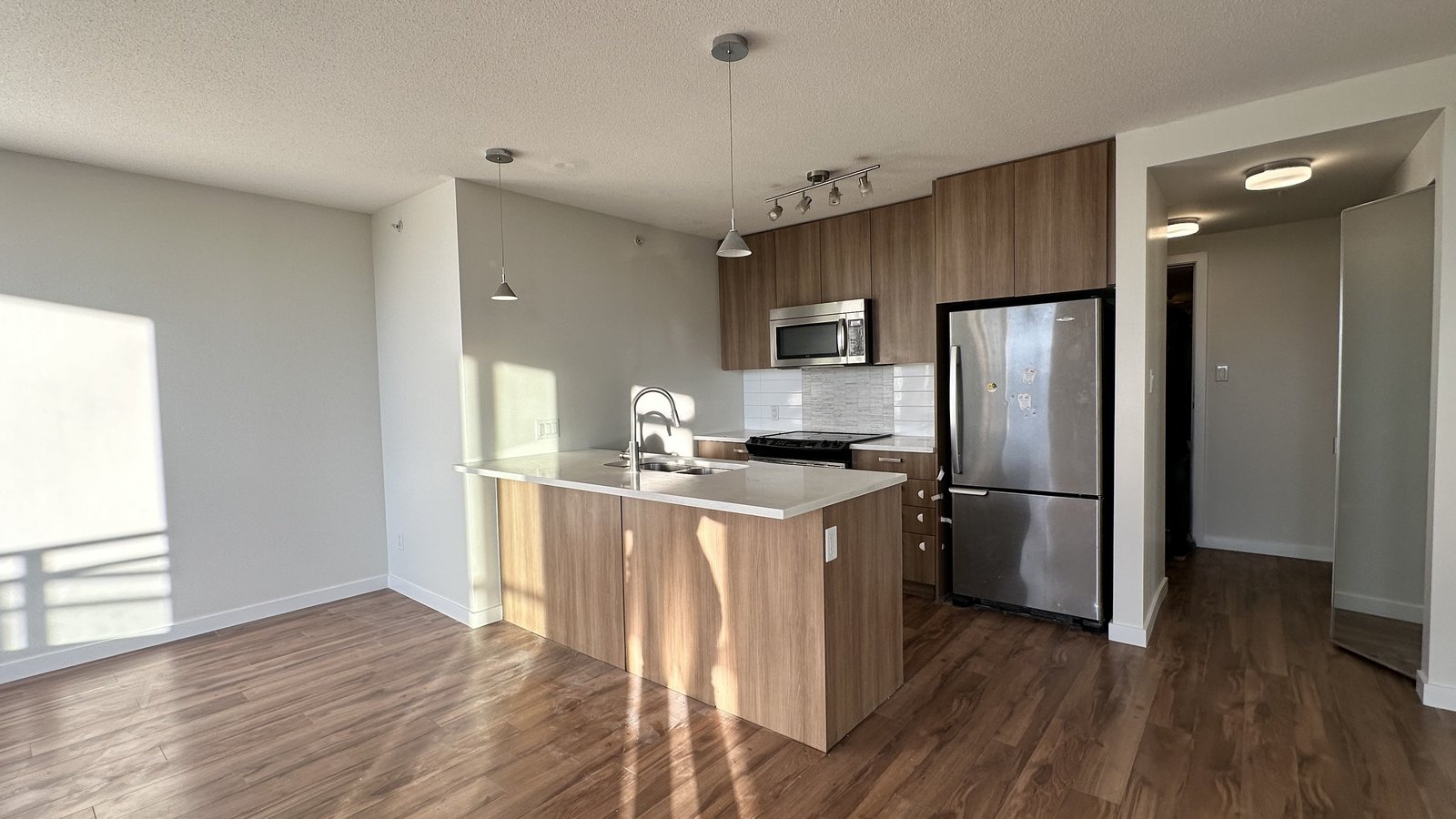 Surrey Pet Friendly Dogs and Cats Apartments Condos and Houses