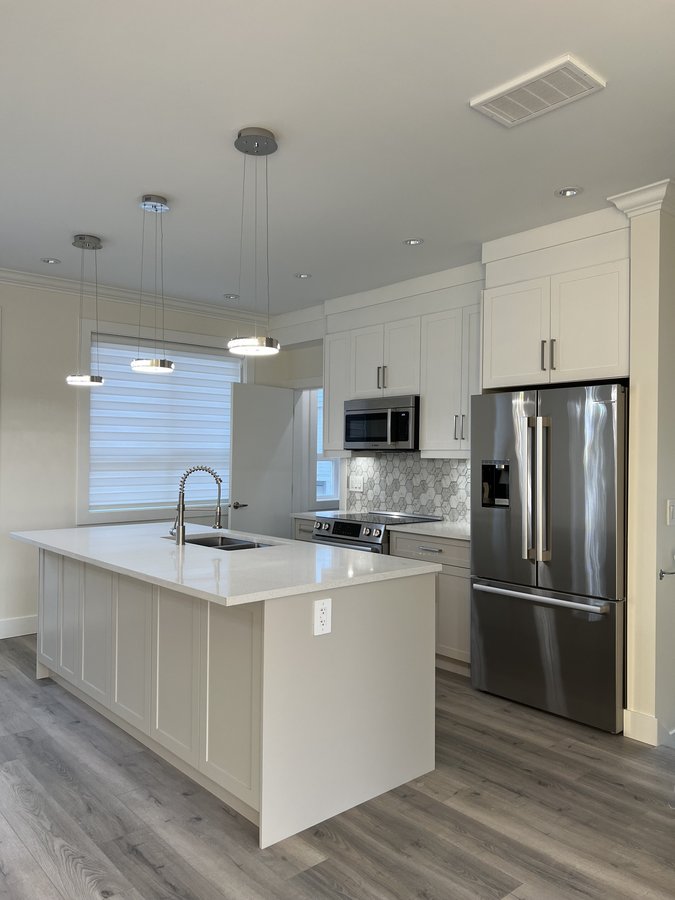 8181 135A Street - Photo 7