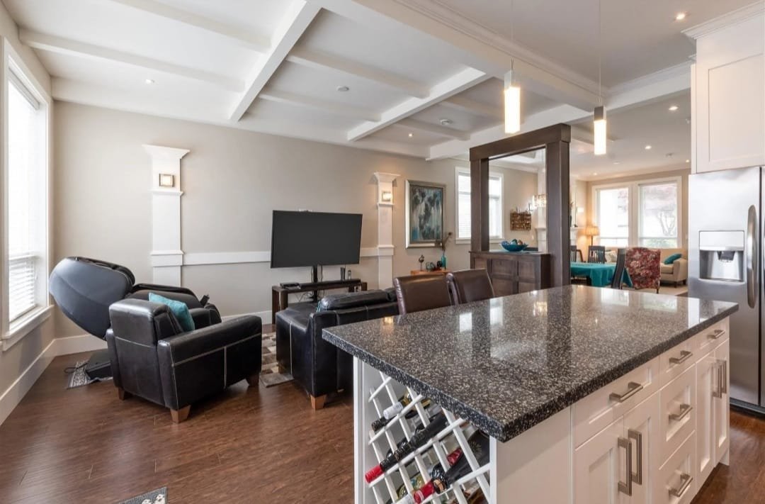 60 Avenue - Photo 5