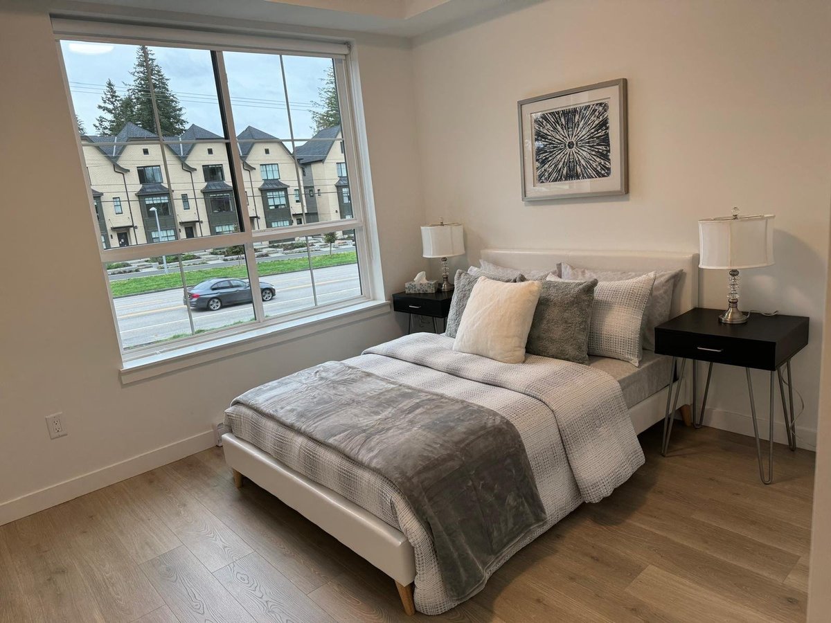 2425 166 Street - Photo 3