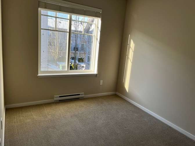 142 Street - Photo 4