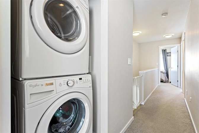 142 Street - Photo 5