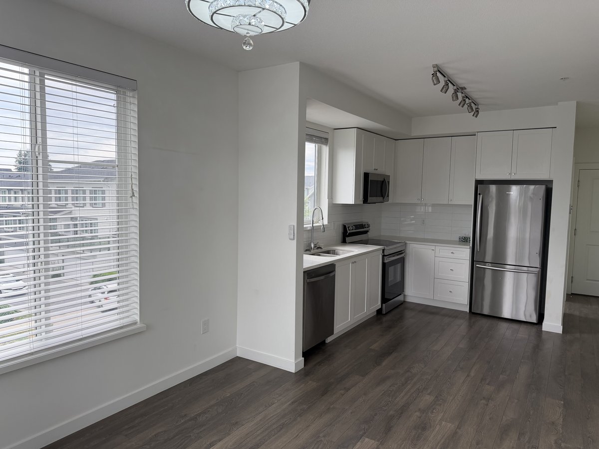 15835 85 Avenue - Photo 3