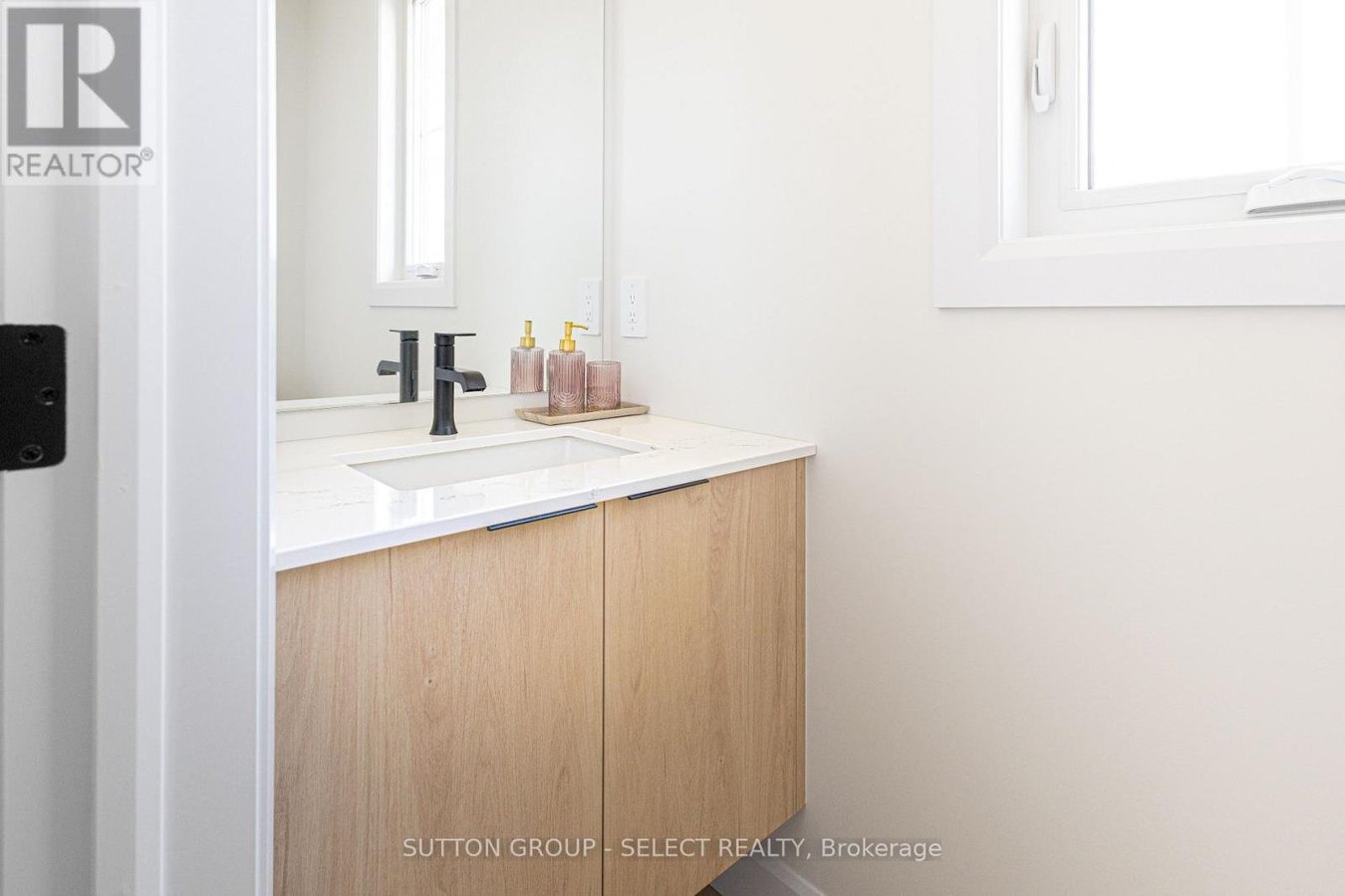 6 - 233 UPPER QUEEN STREET - Photo 19