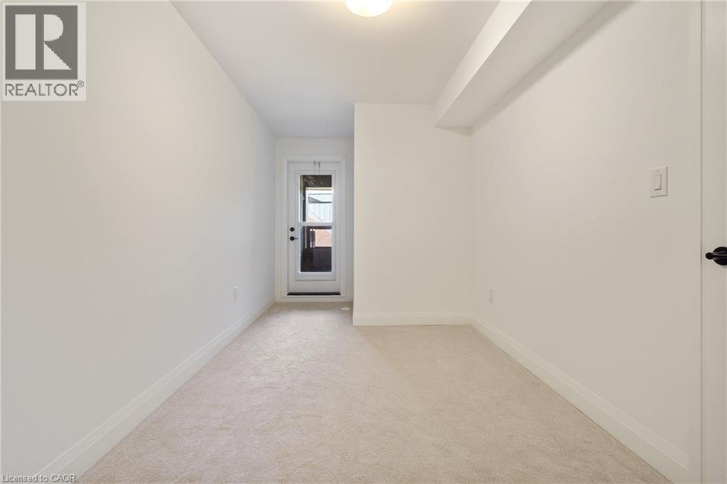 30 BURLEIGH Mews - Photo 27