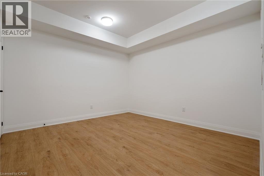 30 BURLEIGH Mews - Photo 32