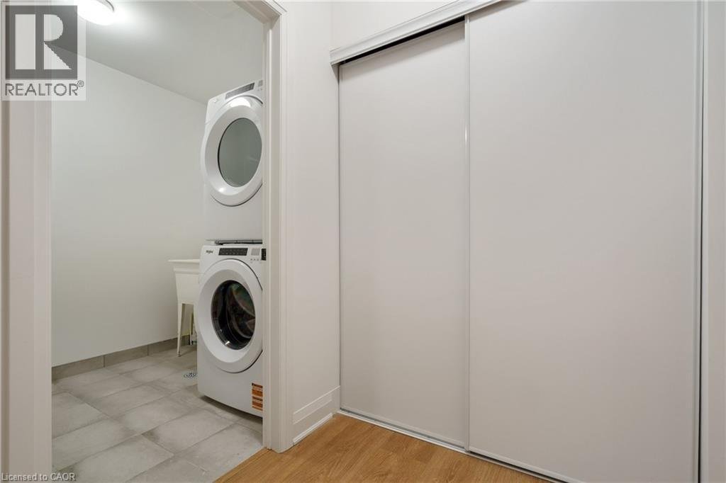 30 BURLEIGH Mews - Photo 34