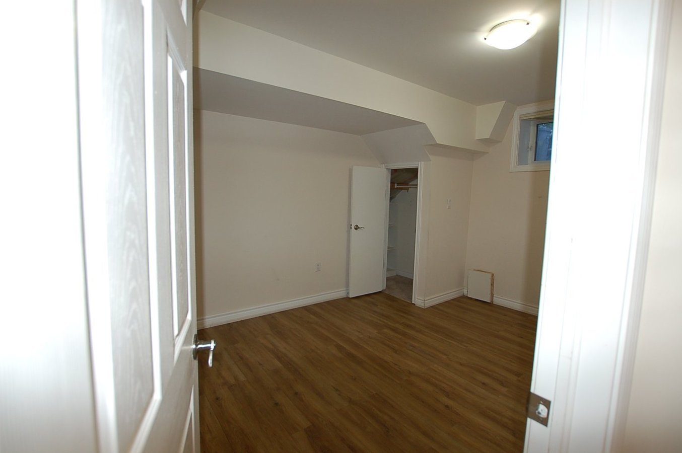 98 Steeles Avenue East - Photo 8