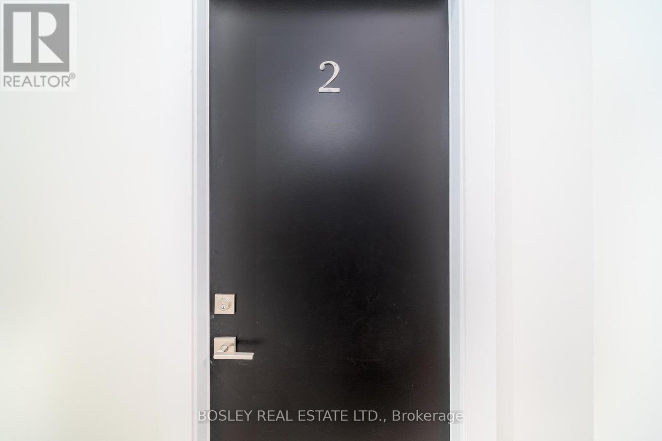 2 - 13 MANSFIELD AVENUE - Photo 3
