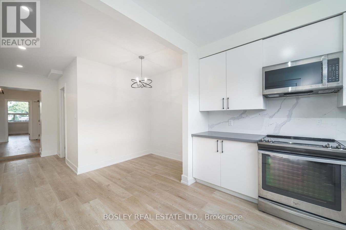 2 - 13 MANSFIELD AVENUE - Photo 14