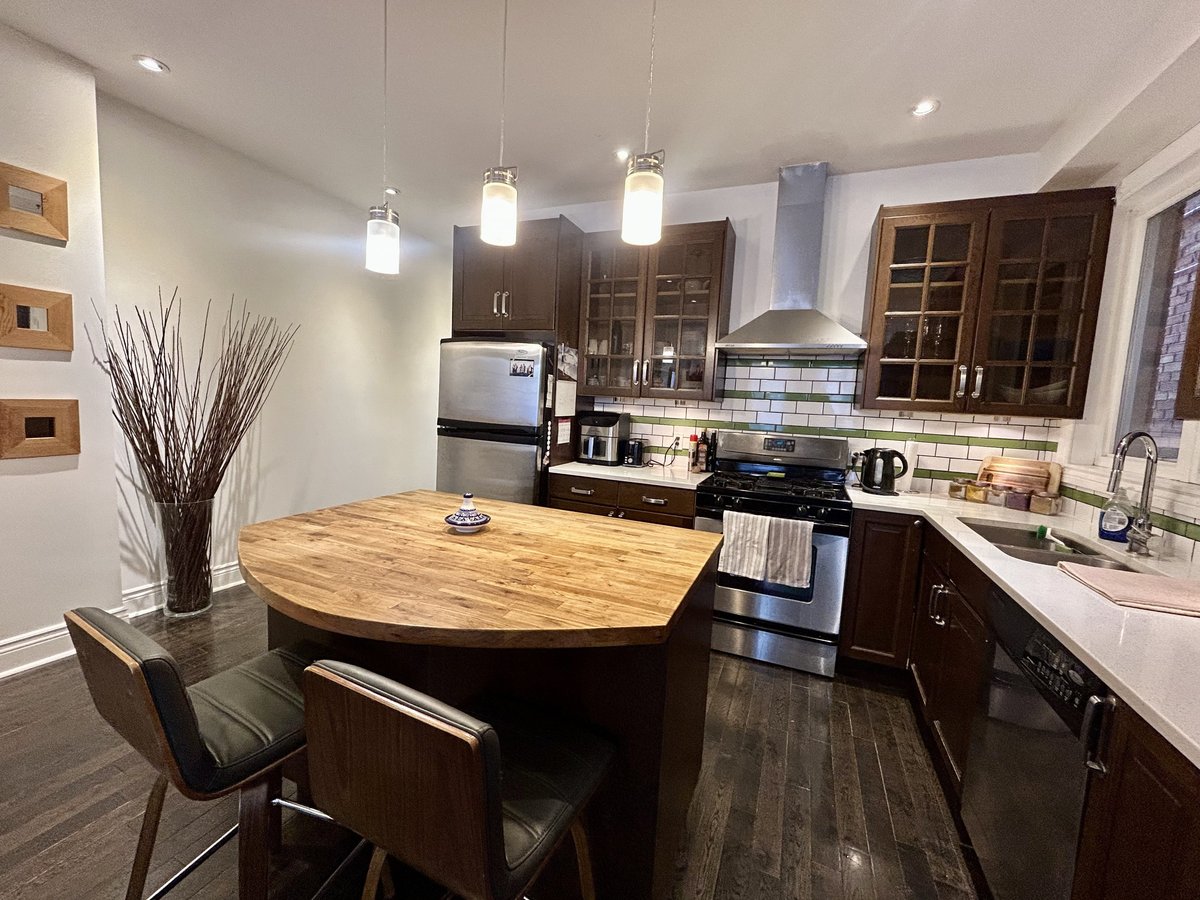 36 Coxwell Avenue - Photo 9