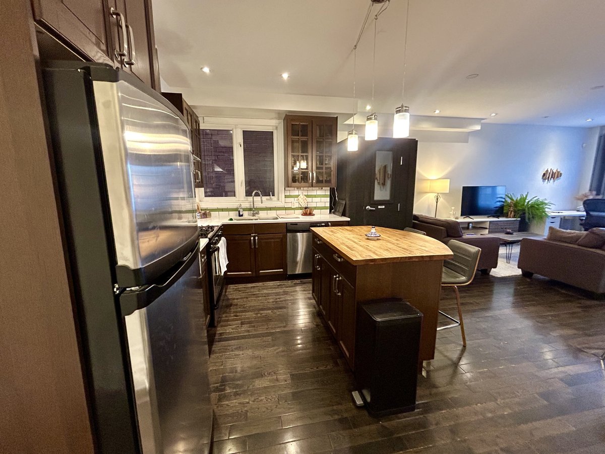 36 Coxwell Avenue - Photo 6