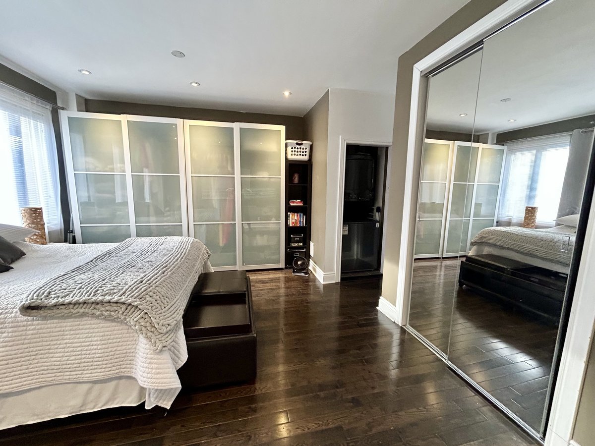36 Coxwell Avenue - Photo 18