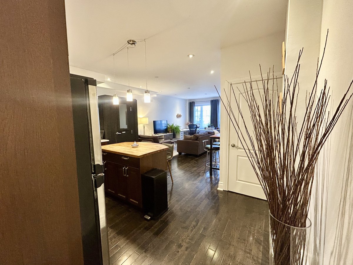 36 Coxwell Avenue - Photo 14