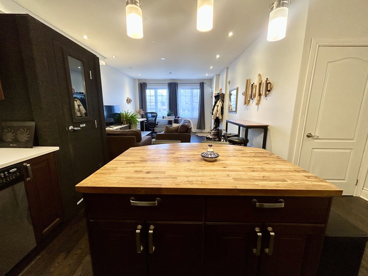 36 Coxwell Avenue - Photo 10