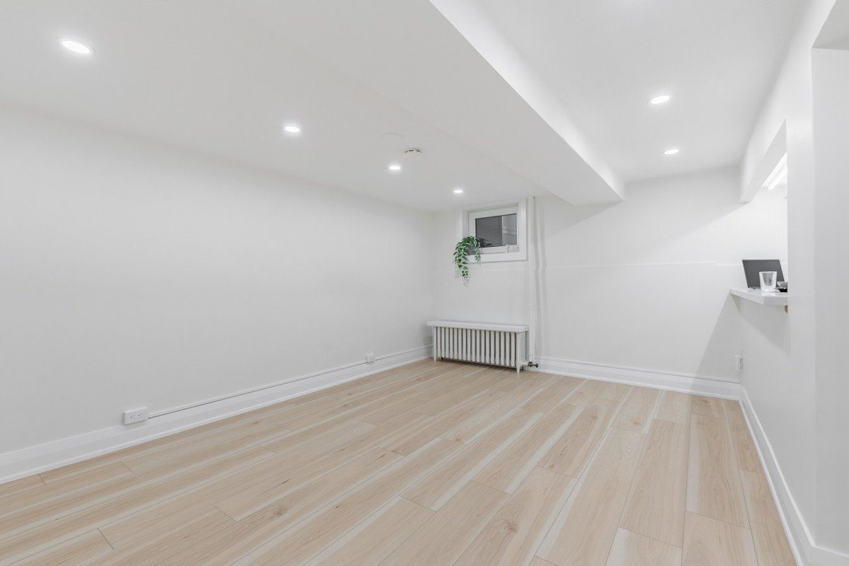 70 Nina Street - Photo 11