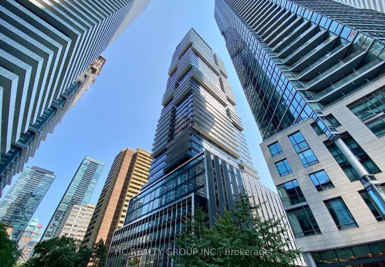 55 Charles Street East - Photo 1