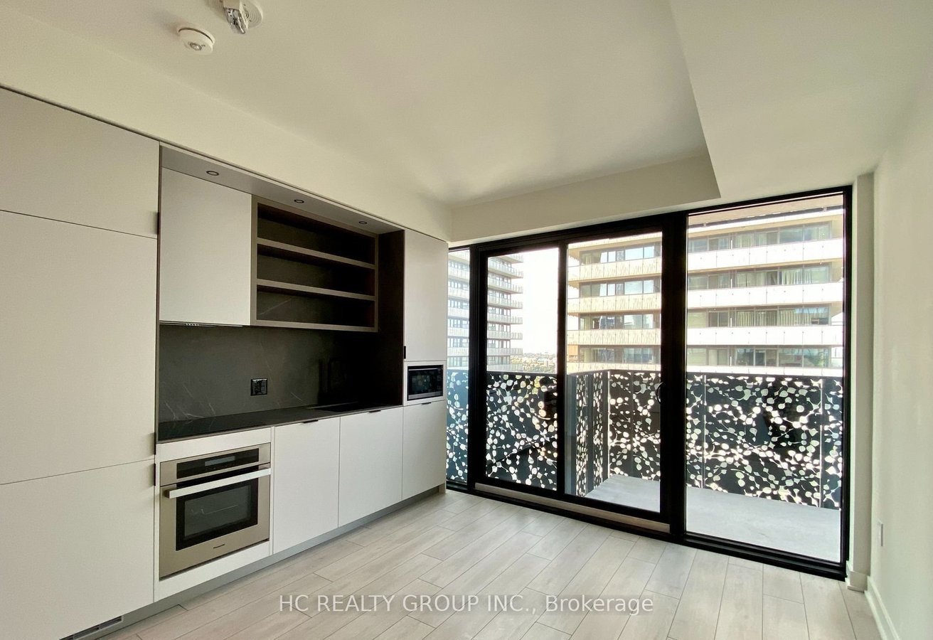 55 Charles Street East - Photo 3
