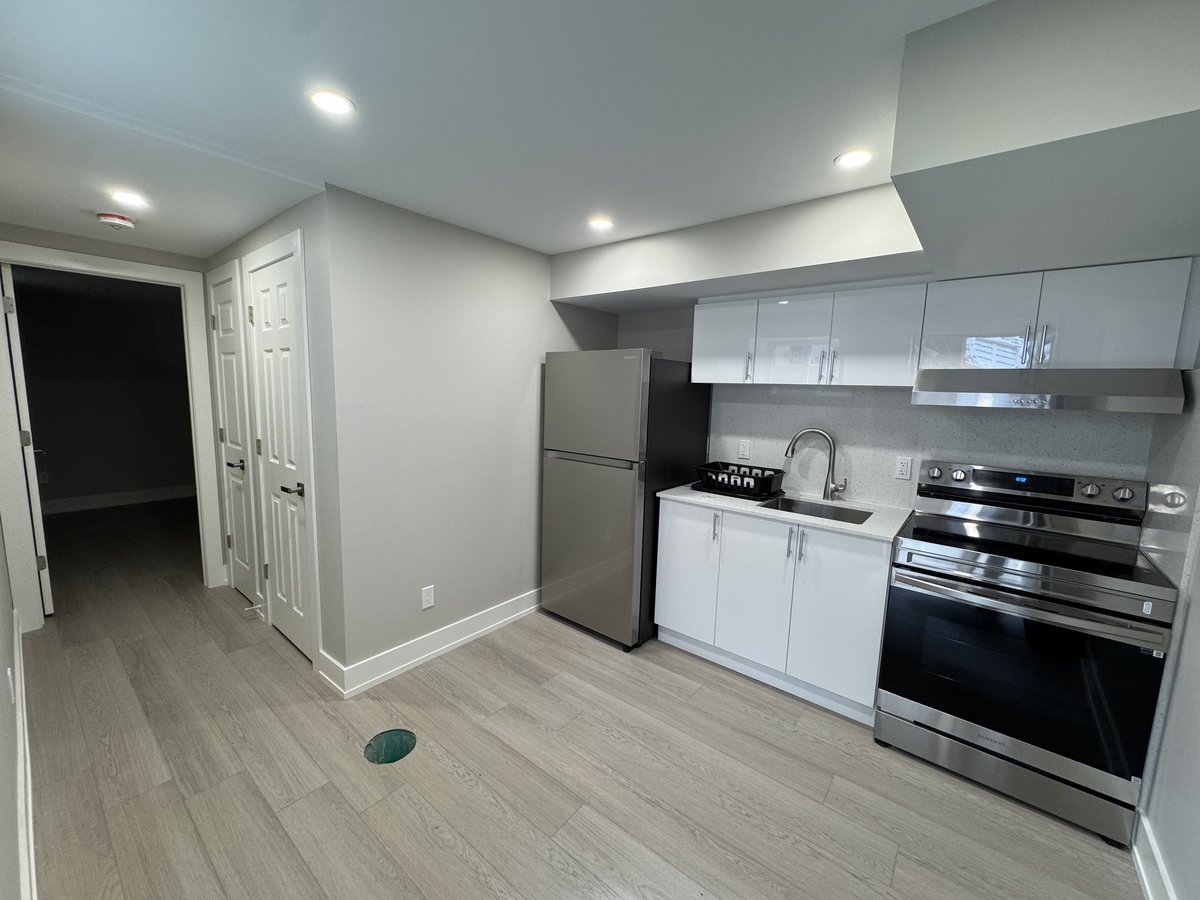 42 Emerson Avenue - Photo 1