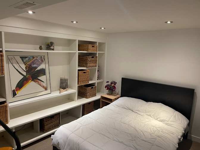 East End - Photo 1