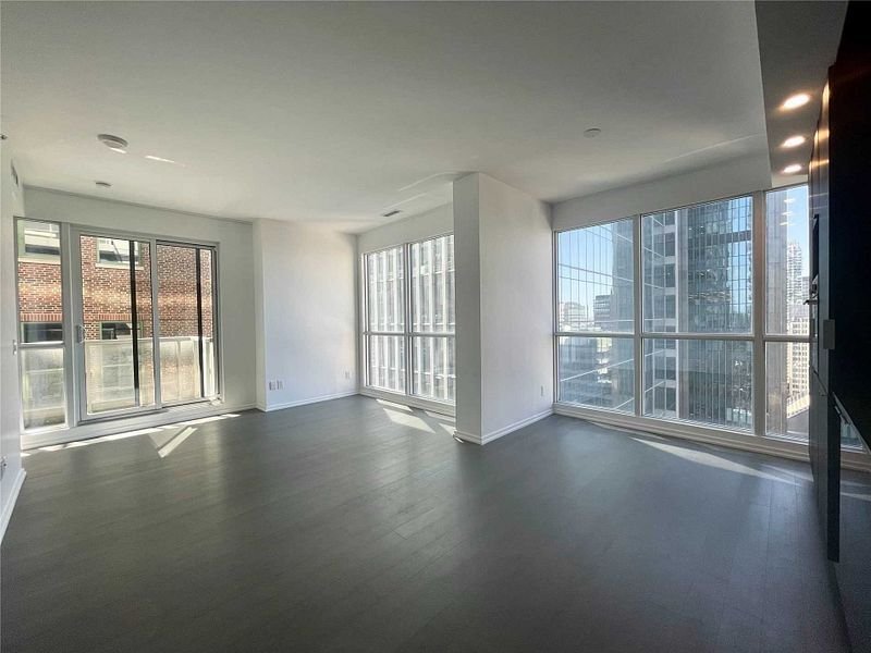70 Temperance Street - Photo 3