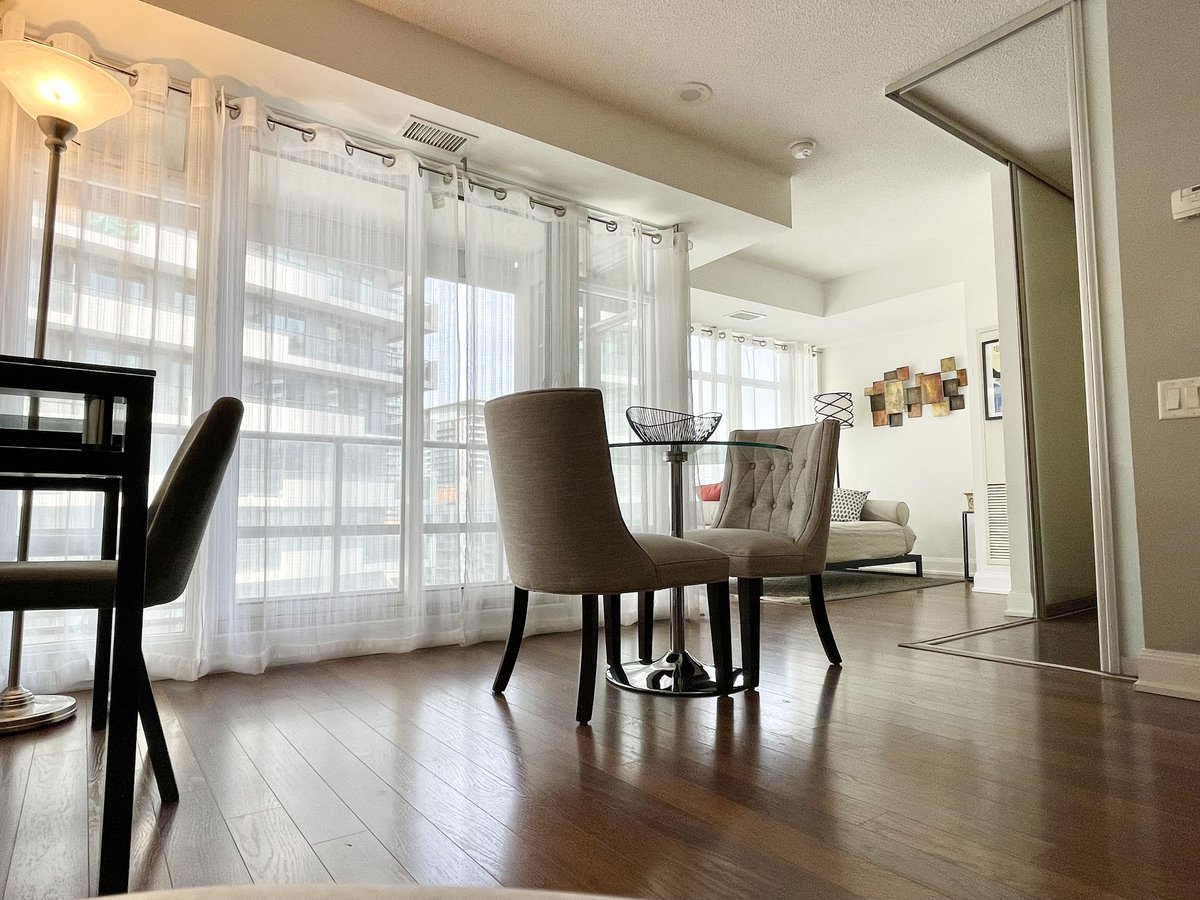 2191 Yonge Street - Photo 5