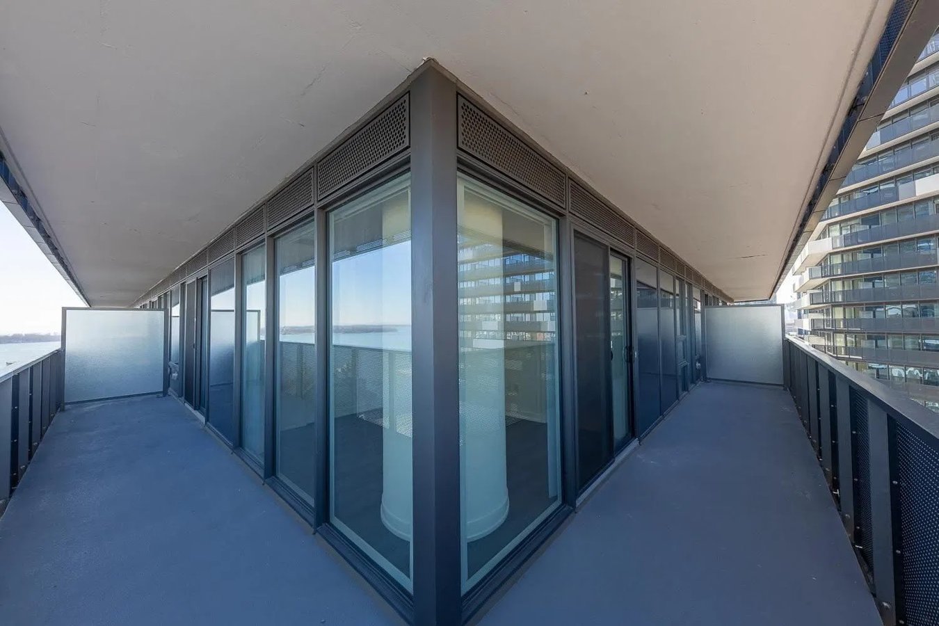 138 Downes Street - Photo 13