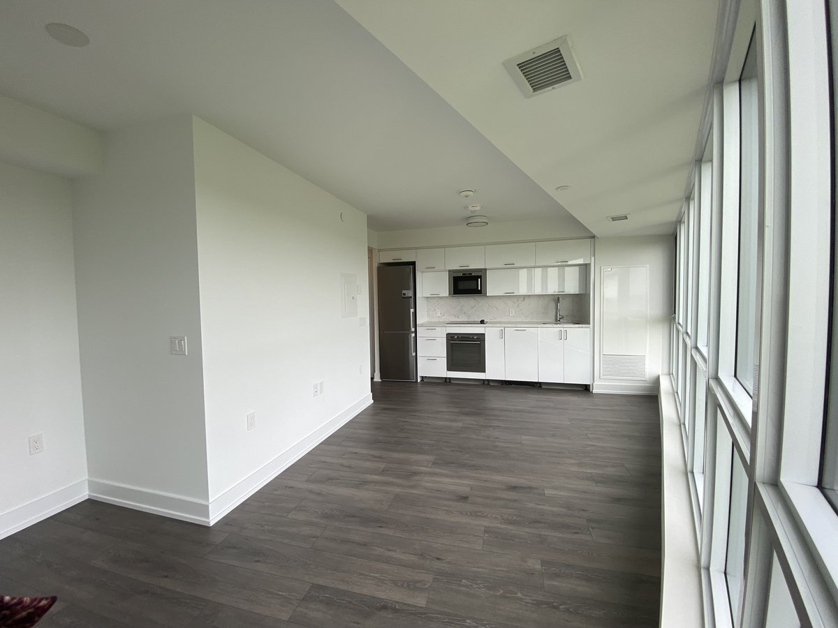 585 Bloor Street East - Photo 21