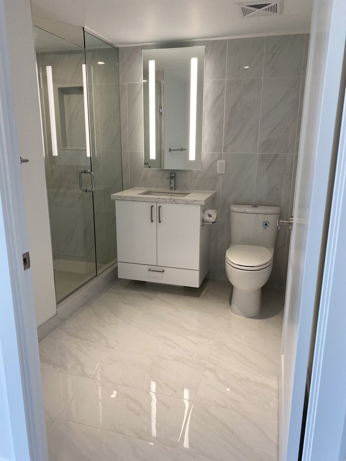 585 Bloor Street East - Photo 23