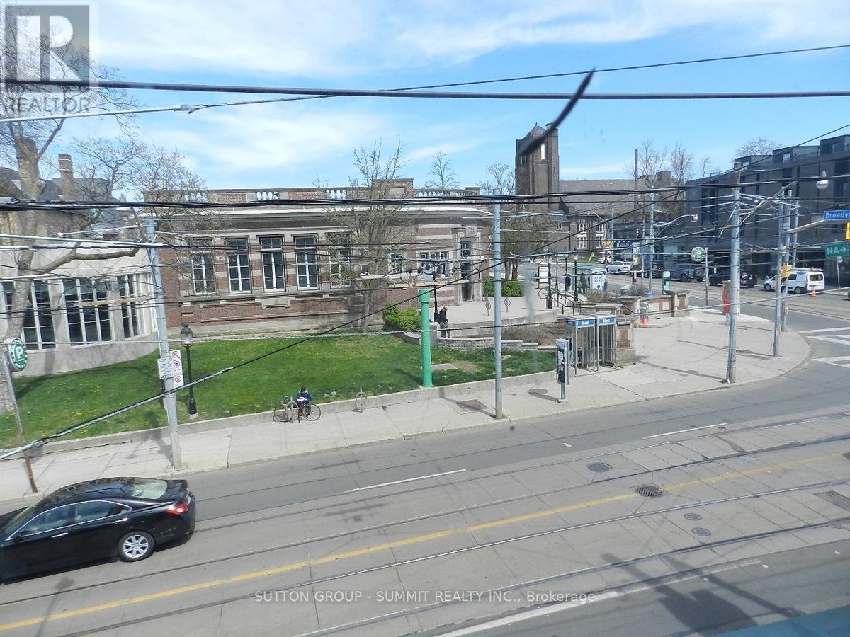 2/F - 577 GERRARD STREET E - Photo 2