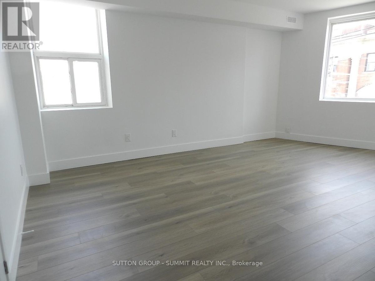 2/F - 577 GERRARD STREET E - Photo 4