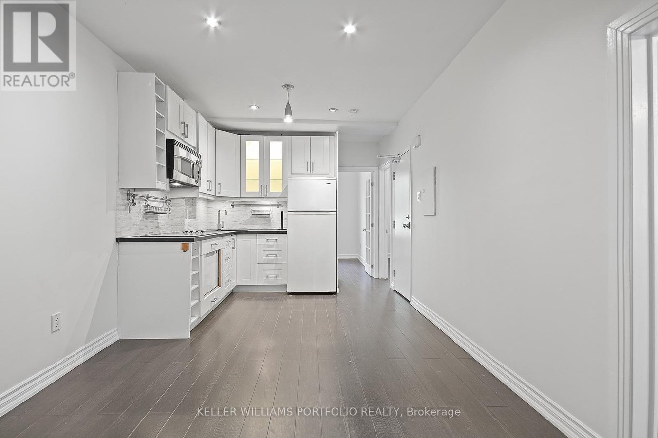 #3 - 35 HUMBERSIDE AVENUE - Photo 13