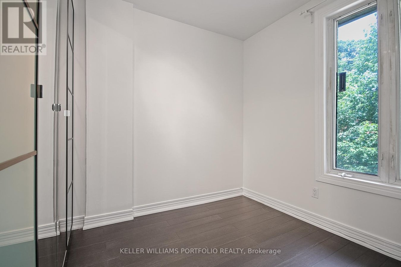 #3 - 35 HUMBERSIDE AVENUE - Photo 16