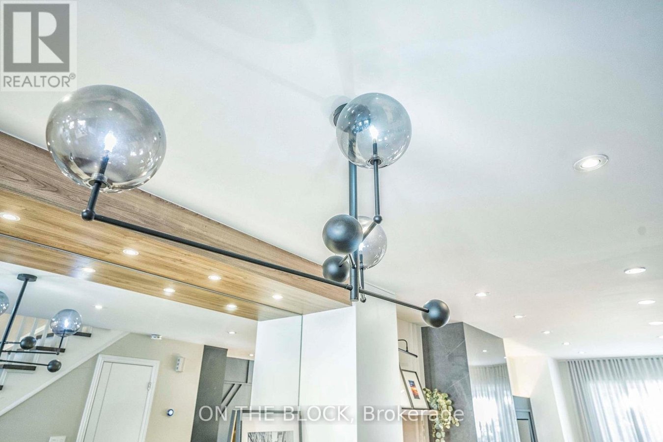 49 LESLIE STREET - Photo 14