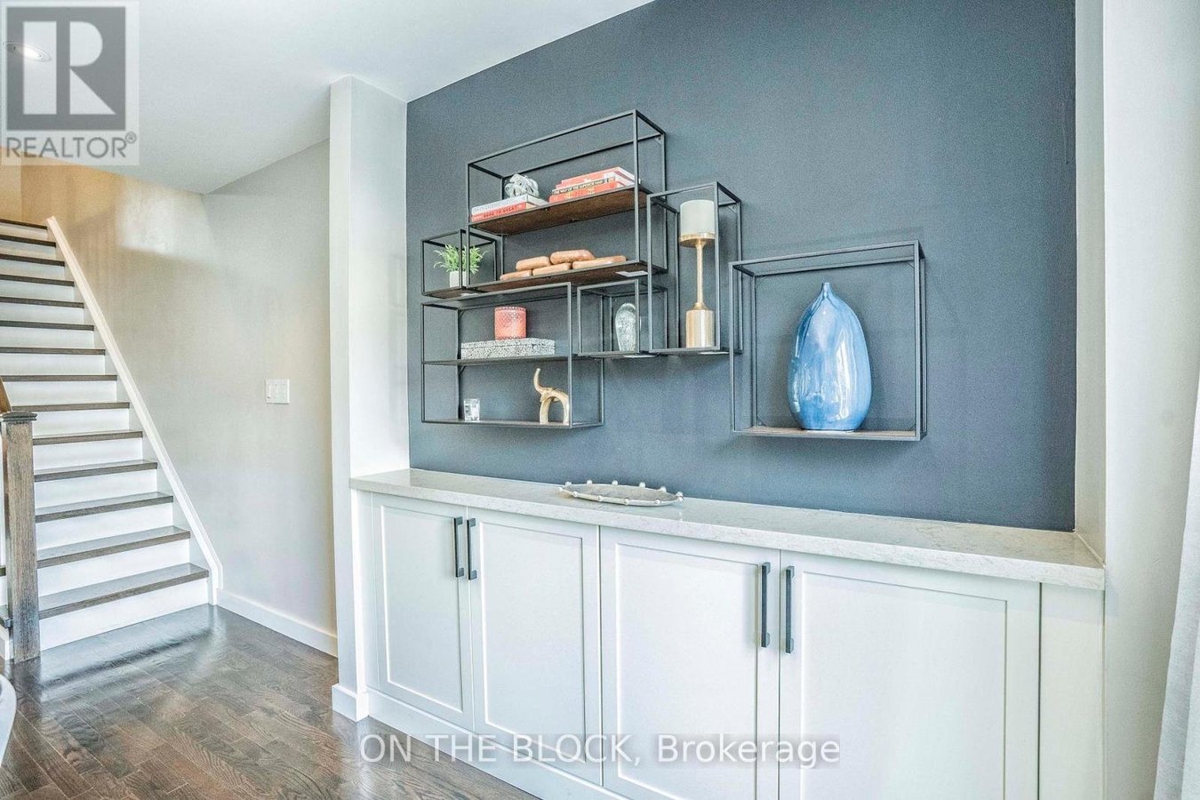 49 LESLIE STREET - Photo 22