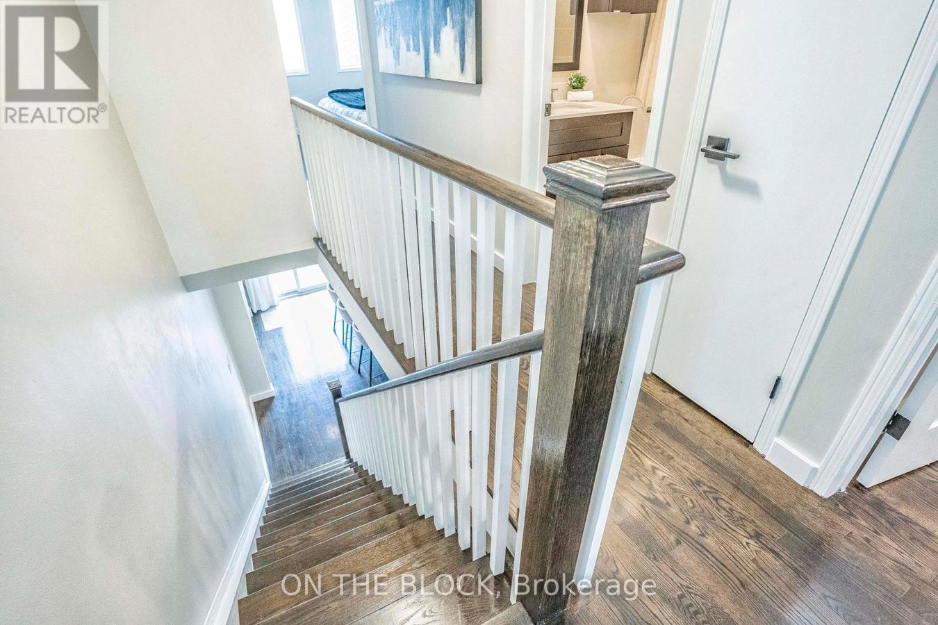 49 LESLIE STREET - Photo 24