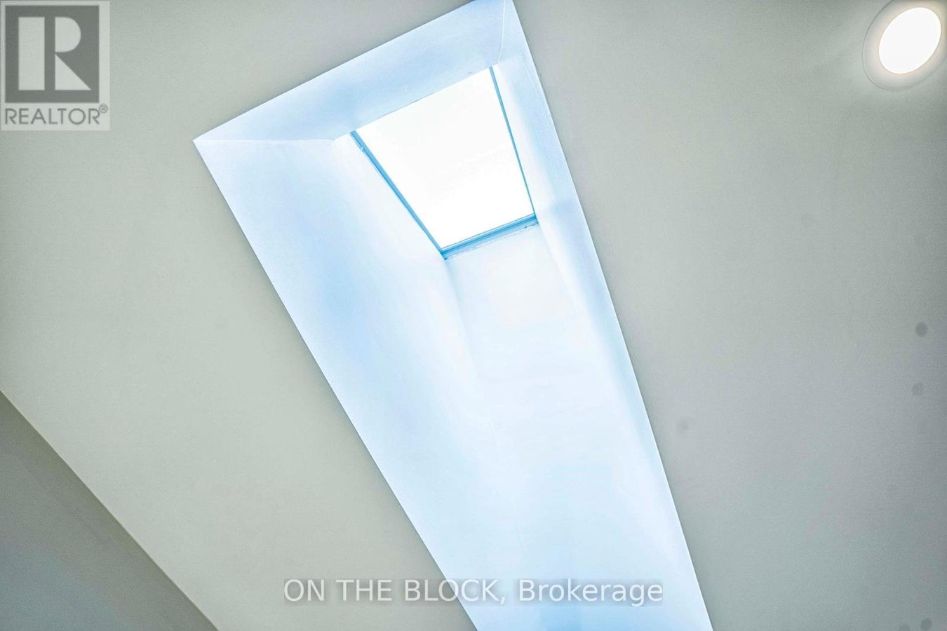 49 LESLIE STREET - Photo 34