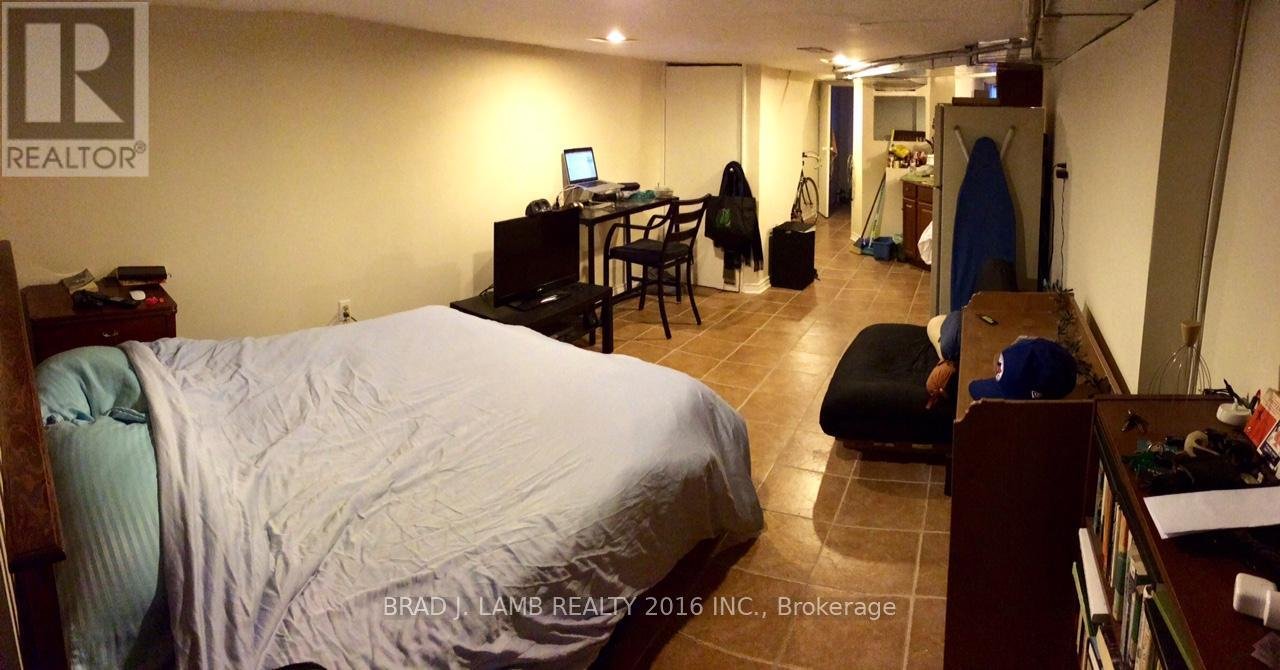 BASEMENT - 552 DUPONT STREET - Photo 5