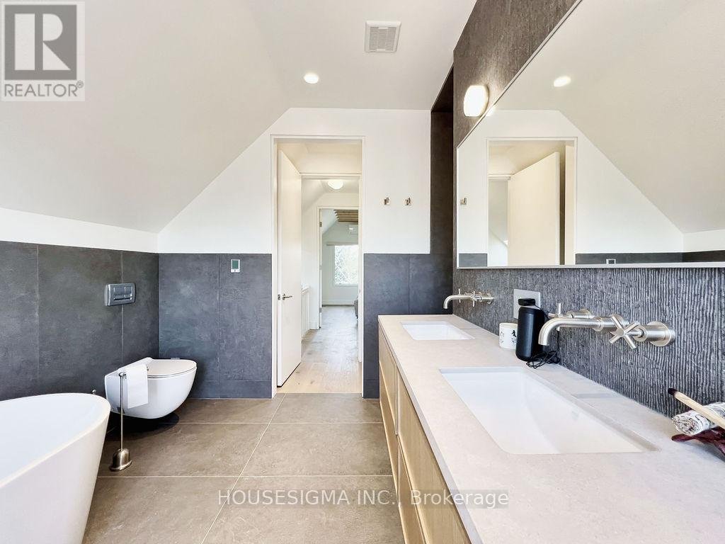 36 HIGHVIEW CRESCENT - Photo 35