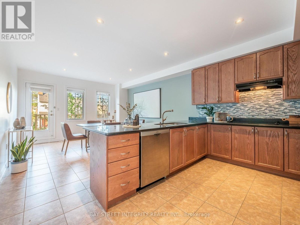 96 WOODBINE AVENUE - Photo 12