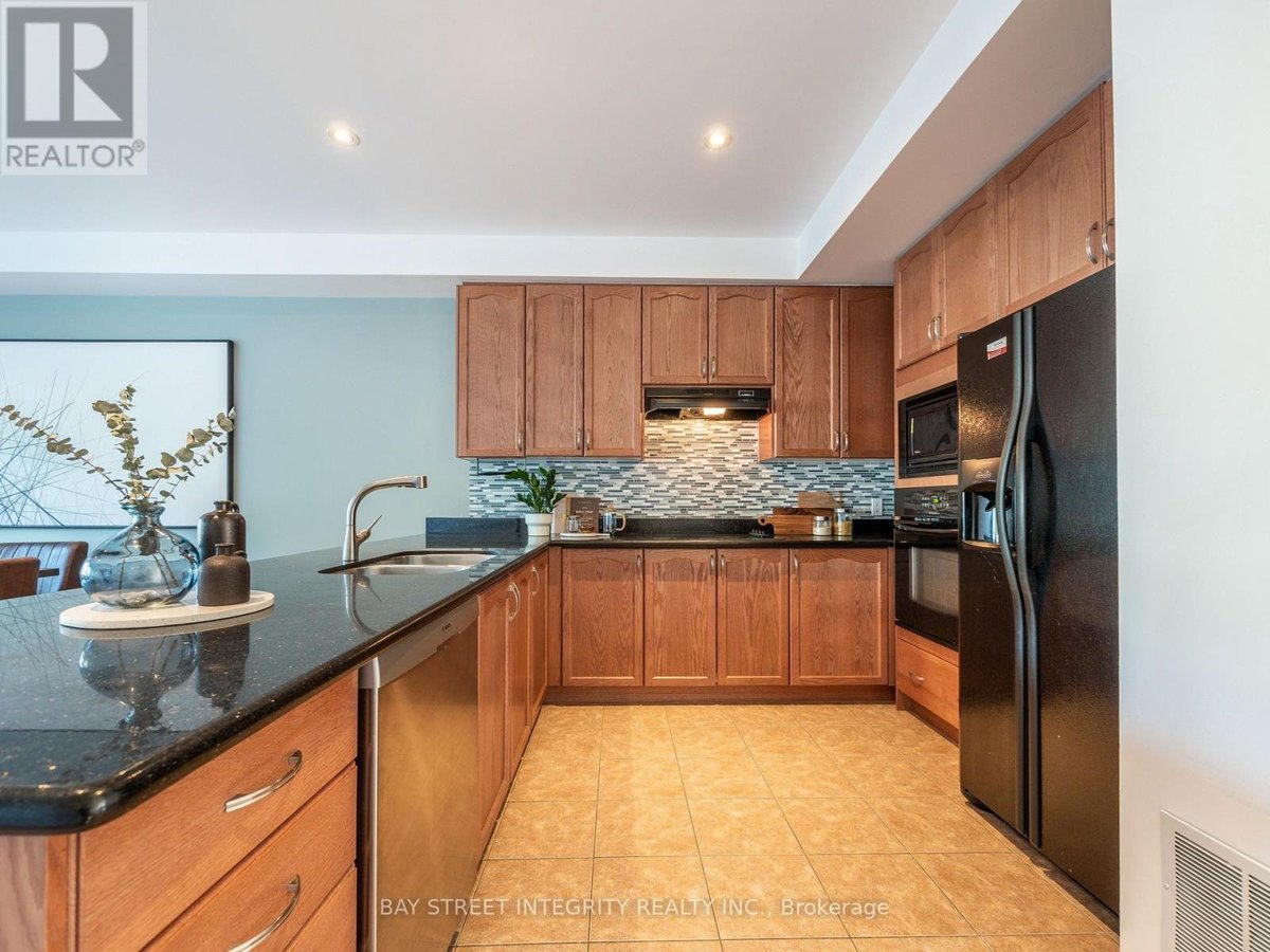 96 WOODBINE AVENUE - Photo 13