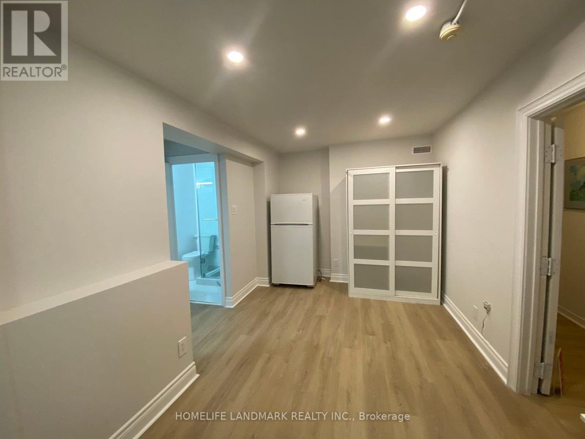 #5 - 353 SPADINA AVENUE - Photo 6