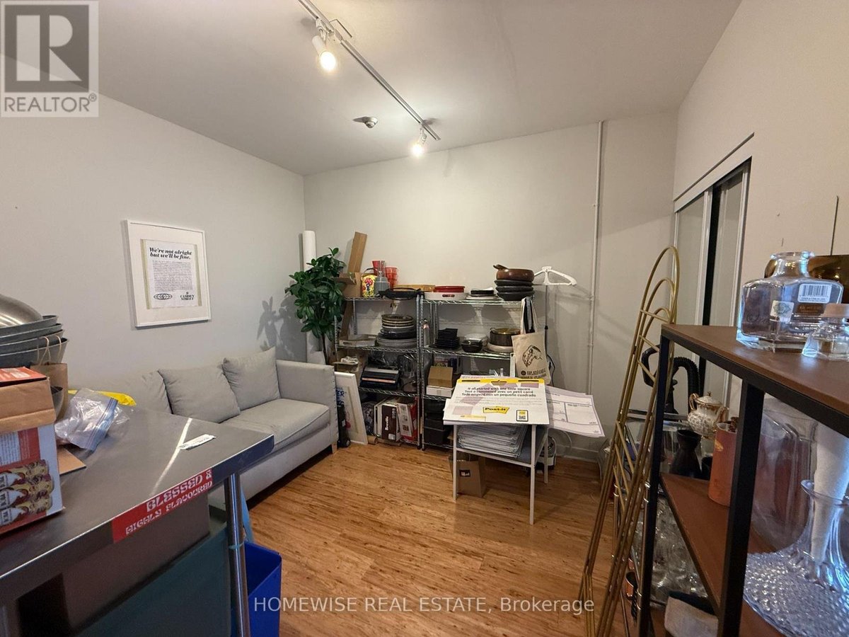 3633 DUNDAS STREET W - Photo 6