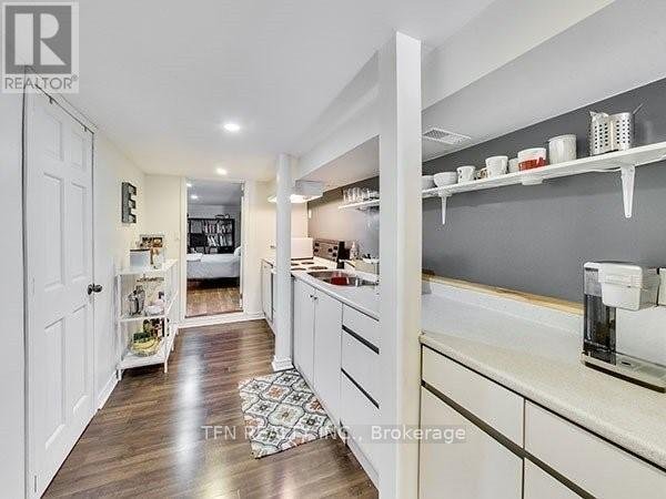 LOWER - 39 PENDRITH STREET - Photo 4