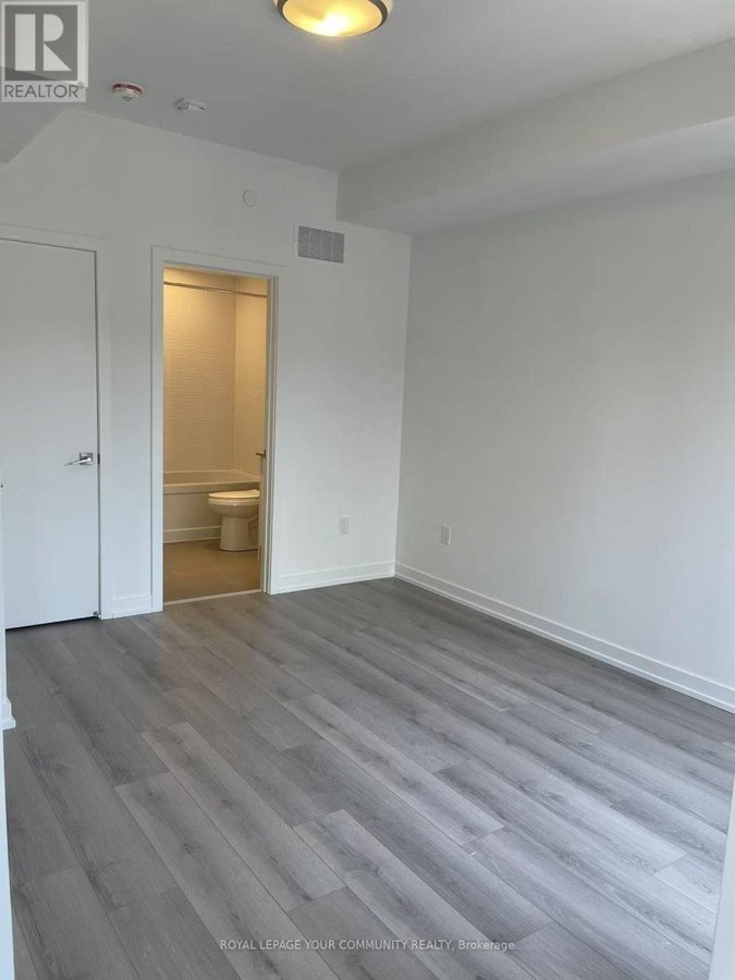 6 - 3069 PHARMACY AVENUE - Photo 7