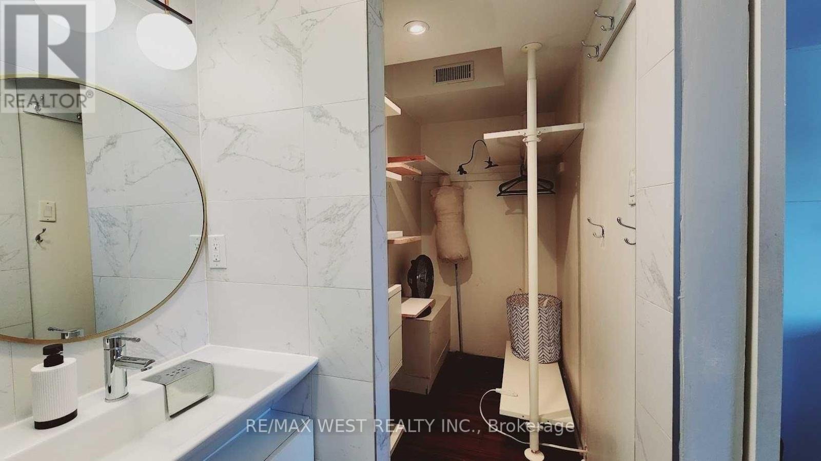 UNIT C - 388 MANNING AVENUE - Photo 13