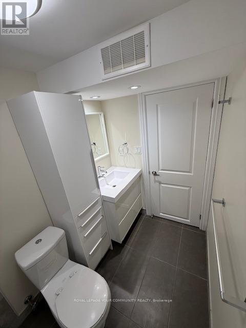 10 FALLINGDALE CRESCENT - Photo 10