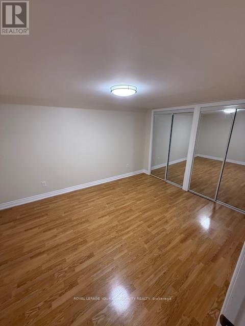10 FALLINGDALE CRESCENT - Photo 13
