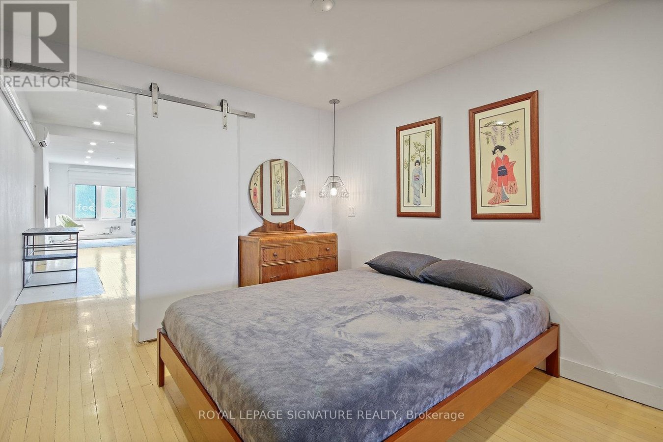 UPPER - 1048 QUEEN STREET W - Photo 16